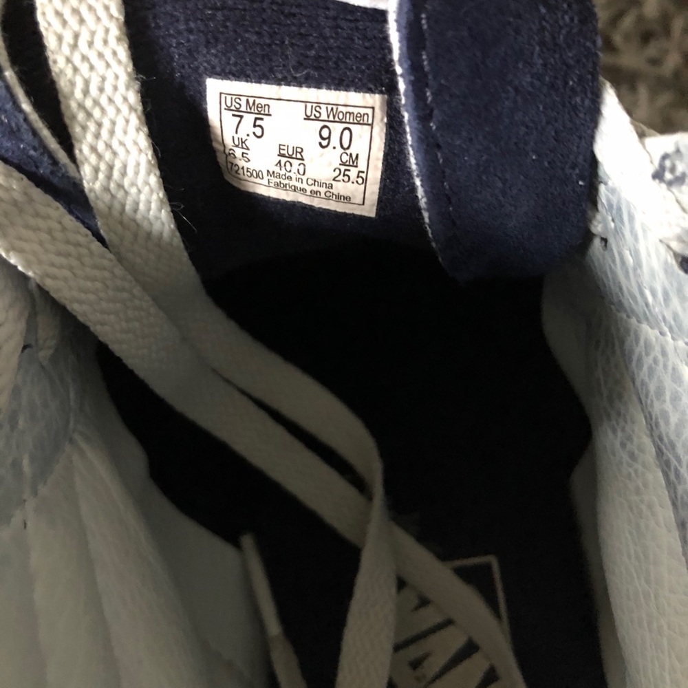 COPY - Vans - Picture 4 of 4